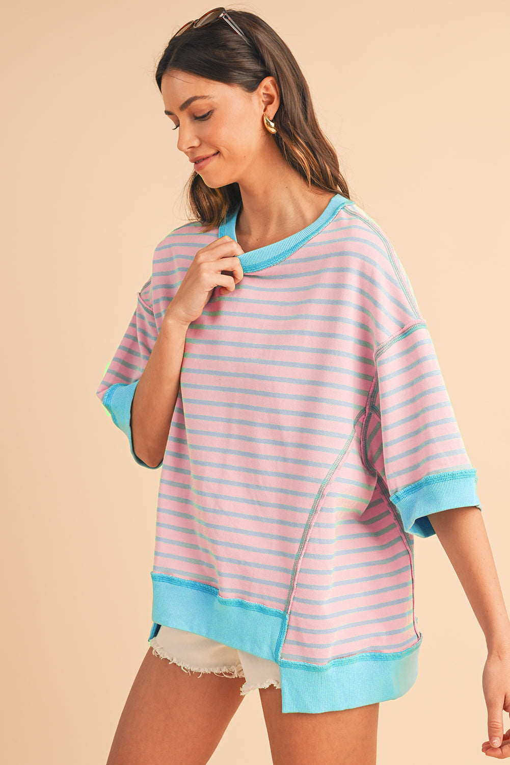 Anna - Horizontaal Gestreept Loose Fit T-shirt met Contrast Trim en Wijde Korte Mouwen