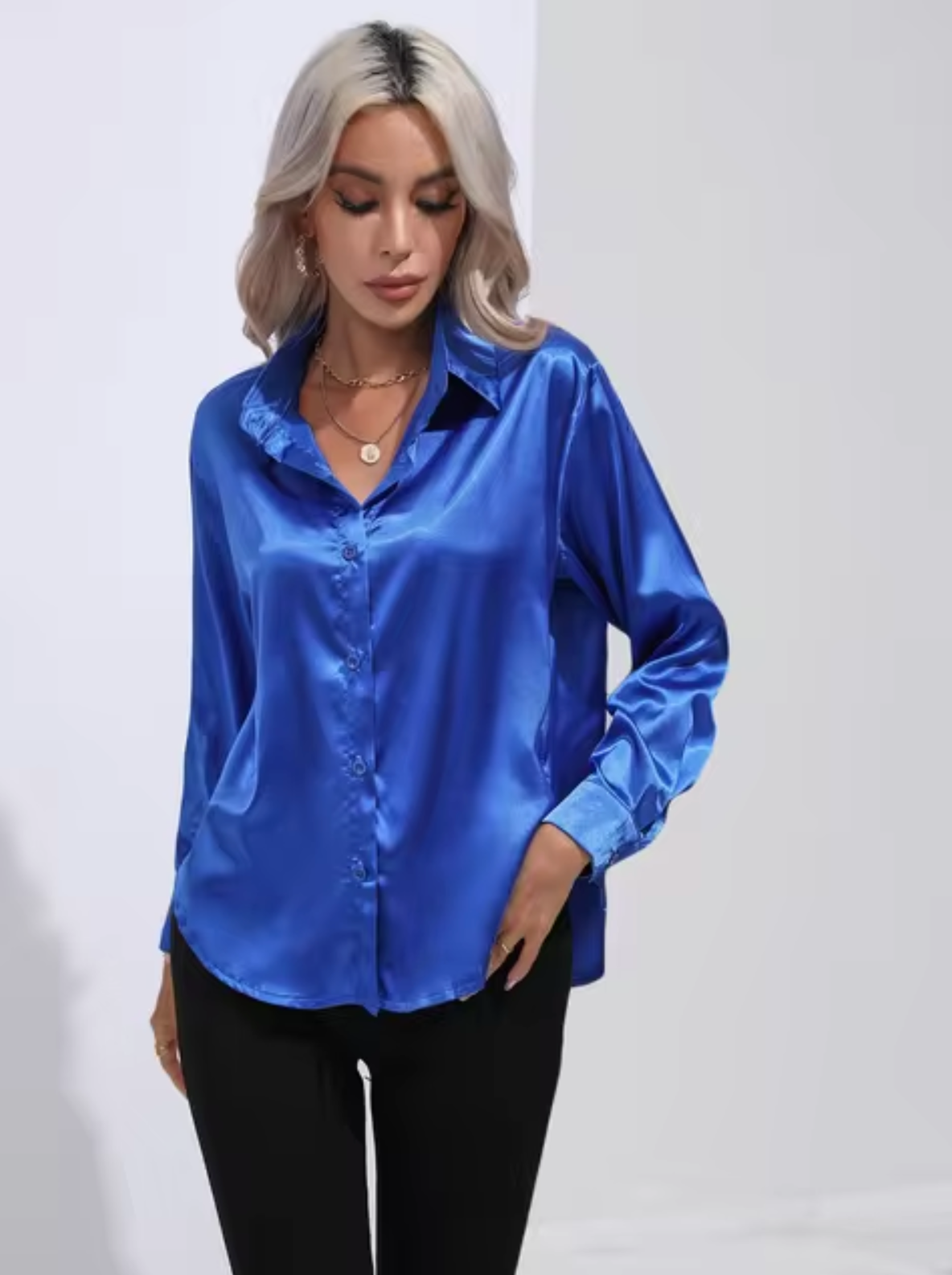 Maeve - Satijnen blouse met lange mouwen