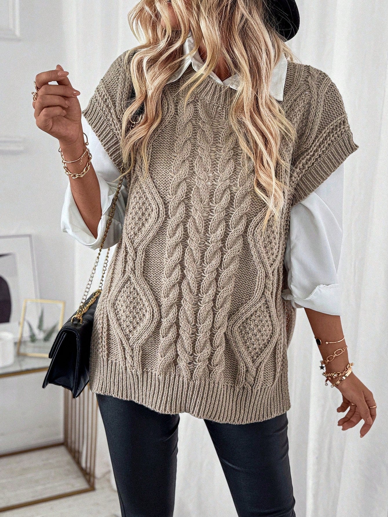 Frederika - Kabelgebreid Sweater vest zonder blouse