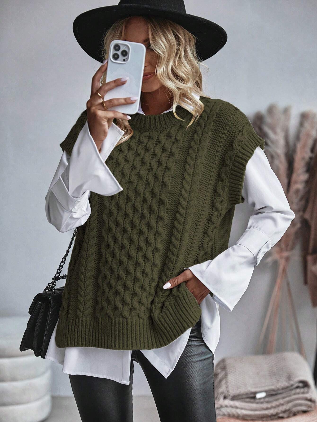 Frederika - Kabelgebreid Sweater vest zonder blouse