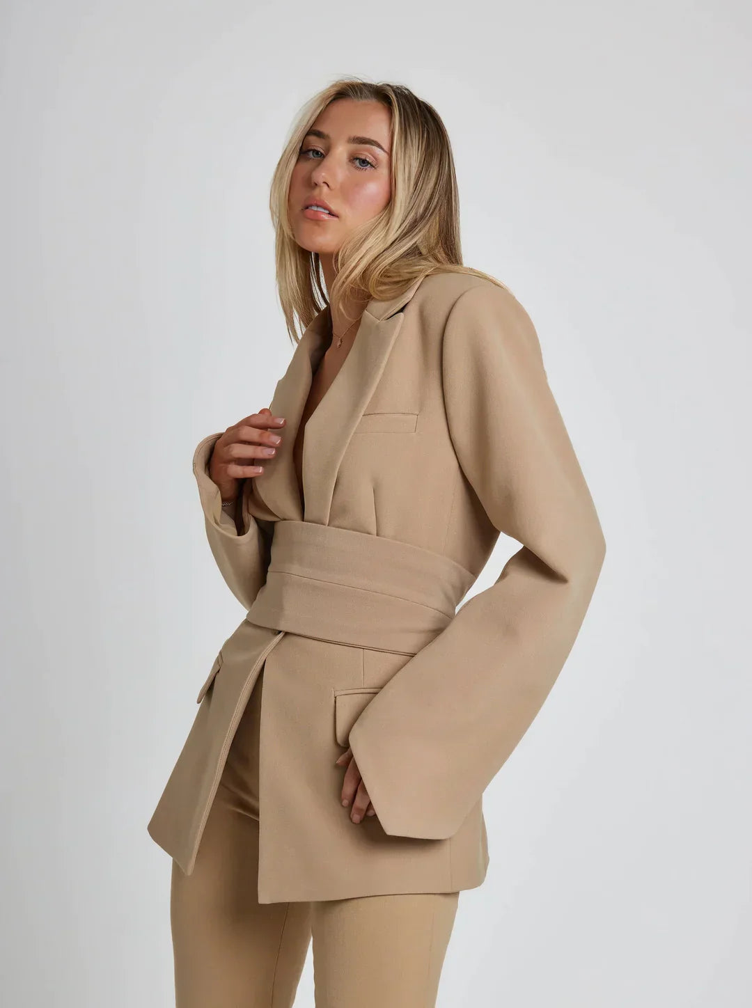 Alize - Stijlvolle blazer voor een perfecte taille!