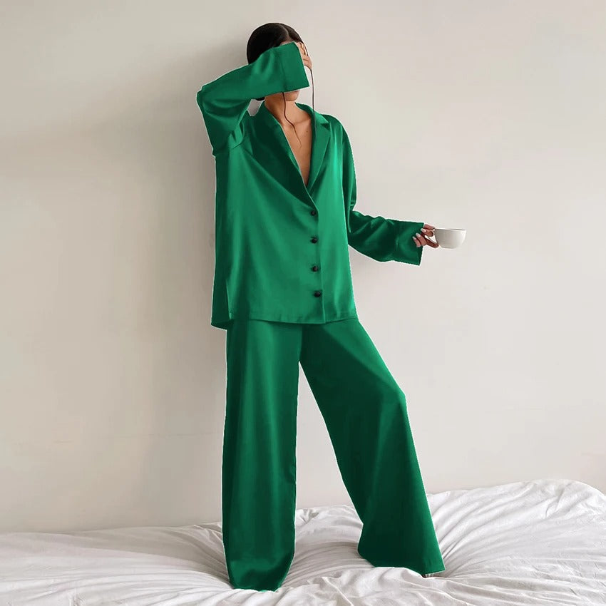 Lily - Satijnen Button-Up Set