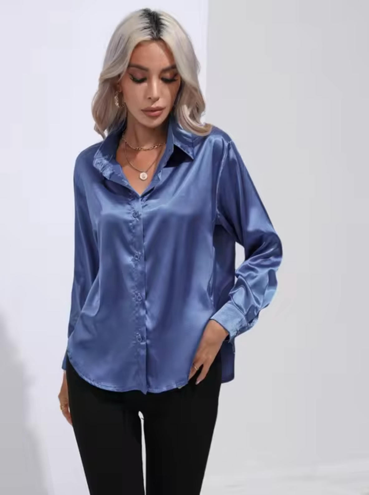 Maeve - Satijnen blouse met lange mouwen