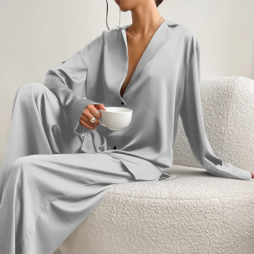 Lily - Satijnen Button-Up Set