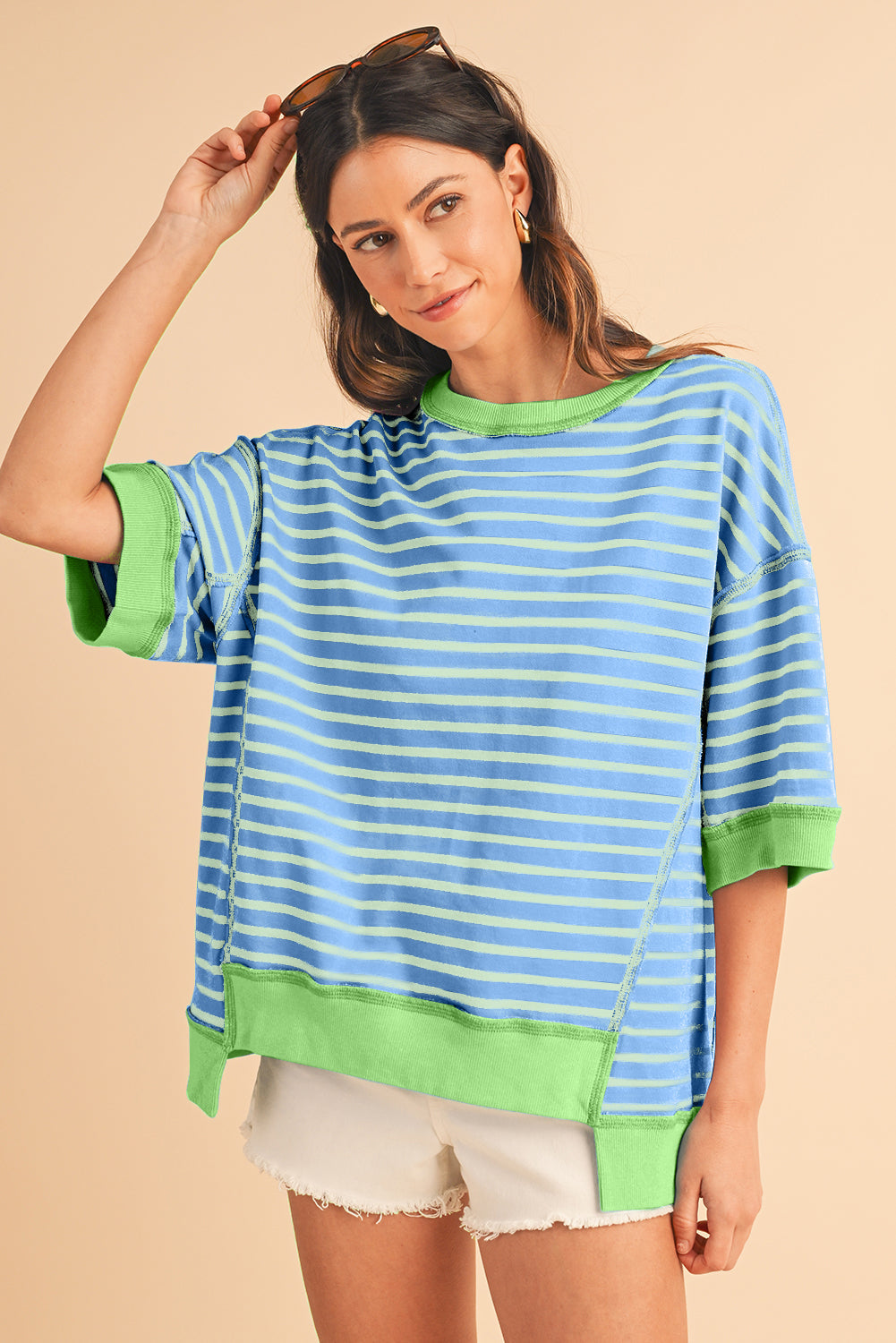 Anna - Horizontaal Gestreept Loose Fit T-shirt met Contrast Trim en Wijde Korte Mouwen