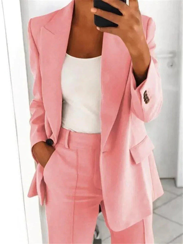 GlamorGlide - Power Suit voor vrouwen: Ontketen uw zelfvertrouwen