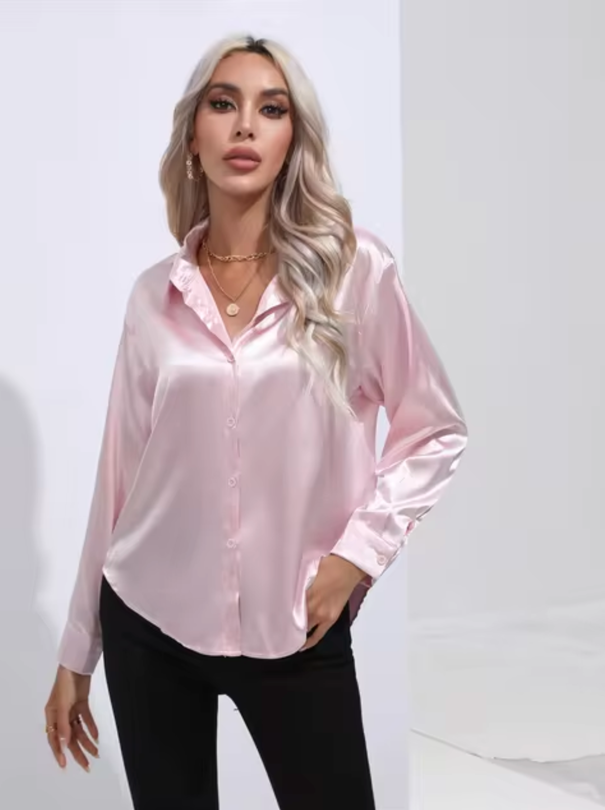 Maeve - Satijnen blouse met lange mouwen