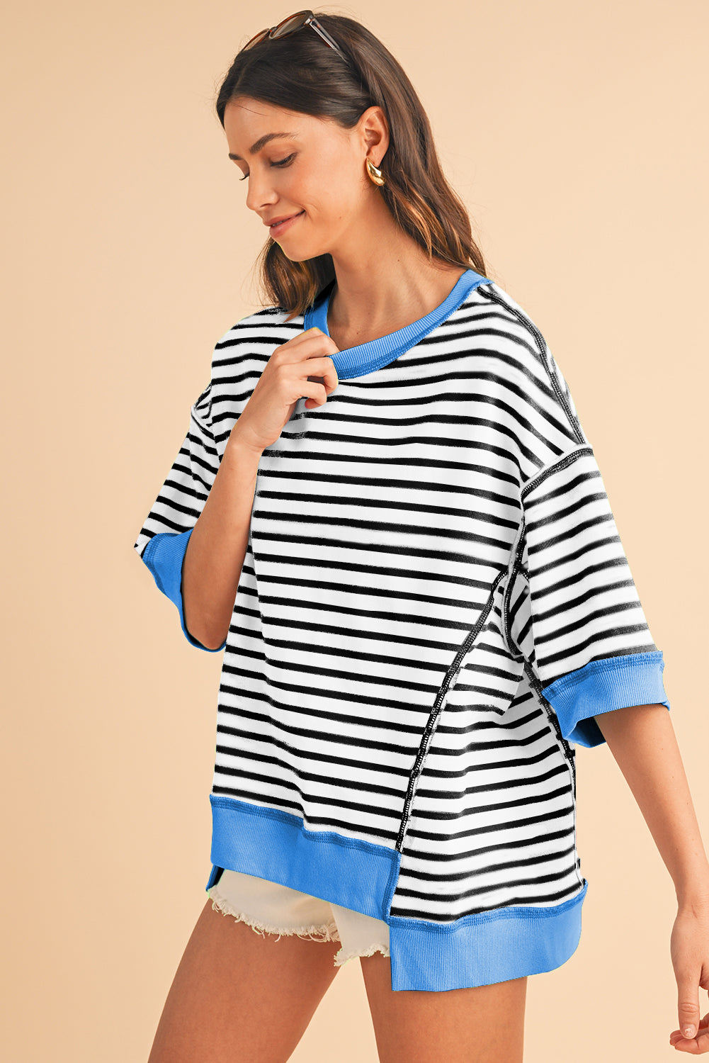 Anna - Horizontaal Gestreept Loose Fit T-shirt met Contrast Trim en Wijde Korte Mouwen