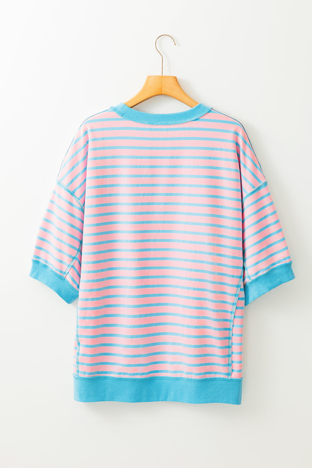 Anna - Horizontaal Gestreept Loose Fit T-shirt met Contrast Trim en Wijde Korte Mouwen