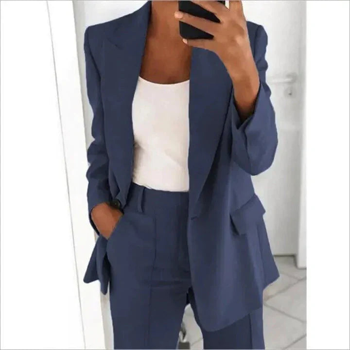 GlamorGlide - Power Suit voor vrouwen: Ontketen uw zelfvertrouwen