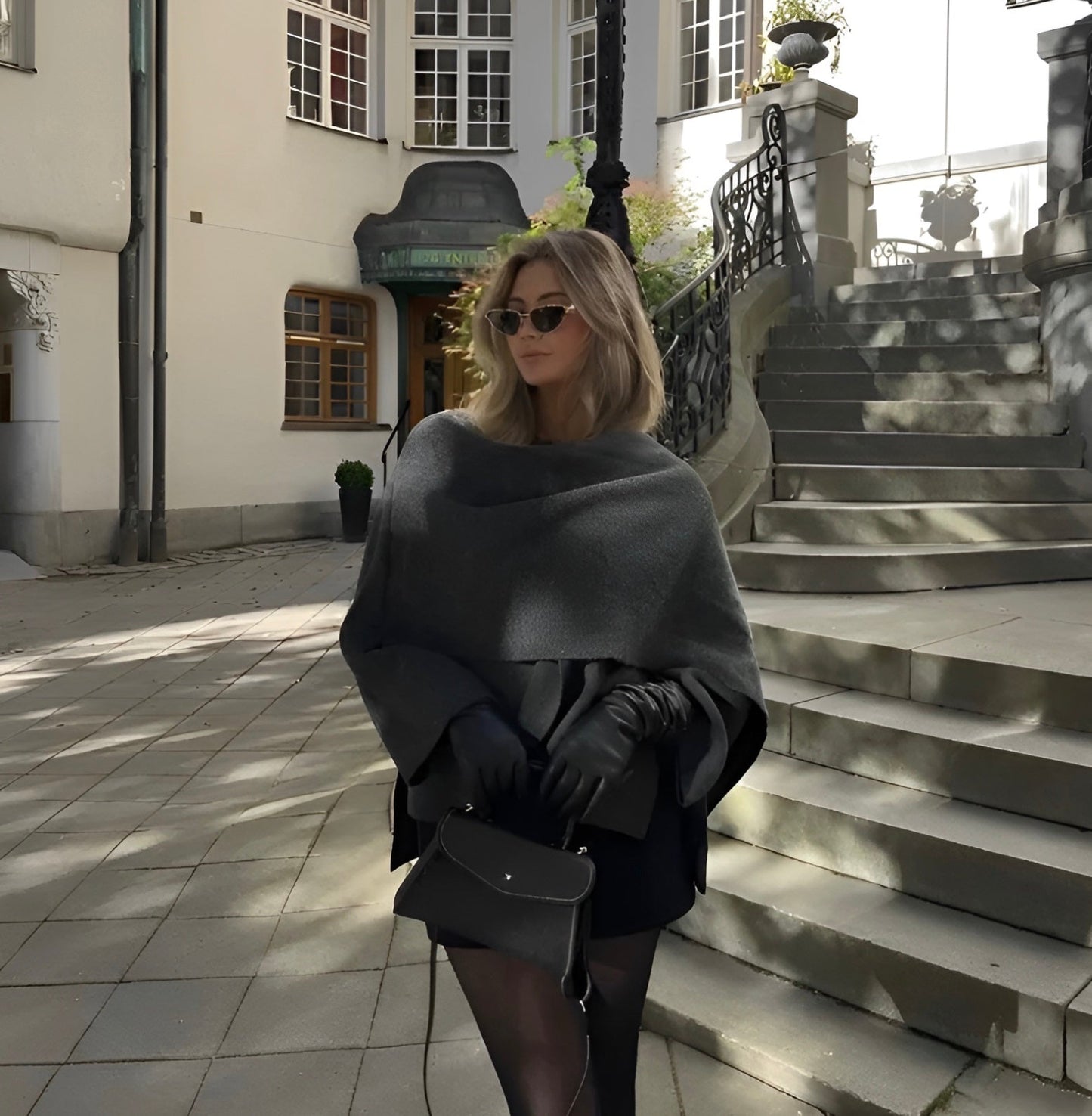 Liana - Asymmetrische Cape Top