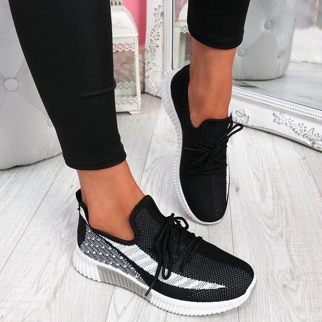 Arham - Ademende Slip-On Dames Sneakers
