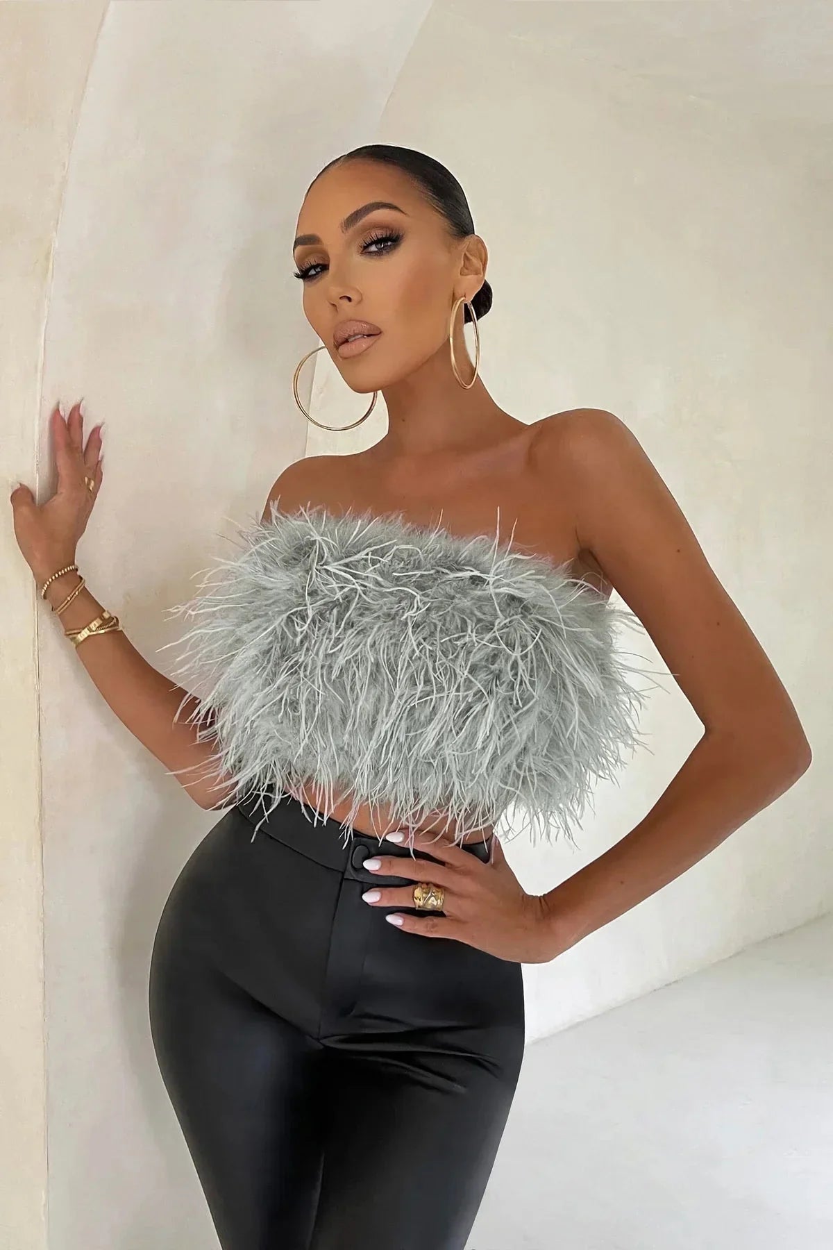 Noa Feather Top | Stijlvolle veren crop top is dé toptrend dit jaar