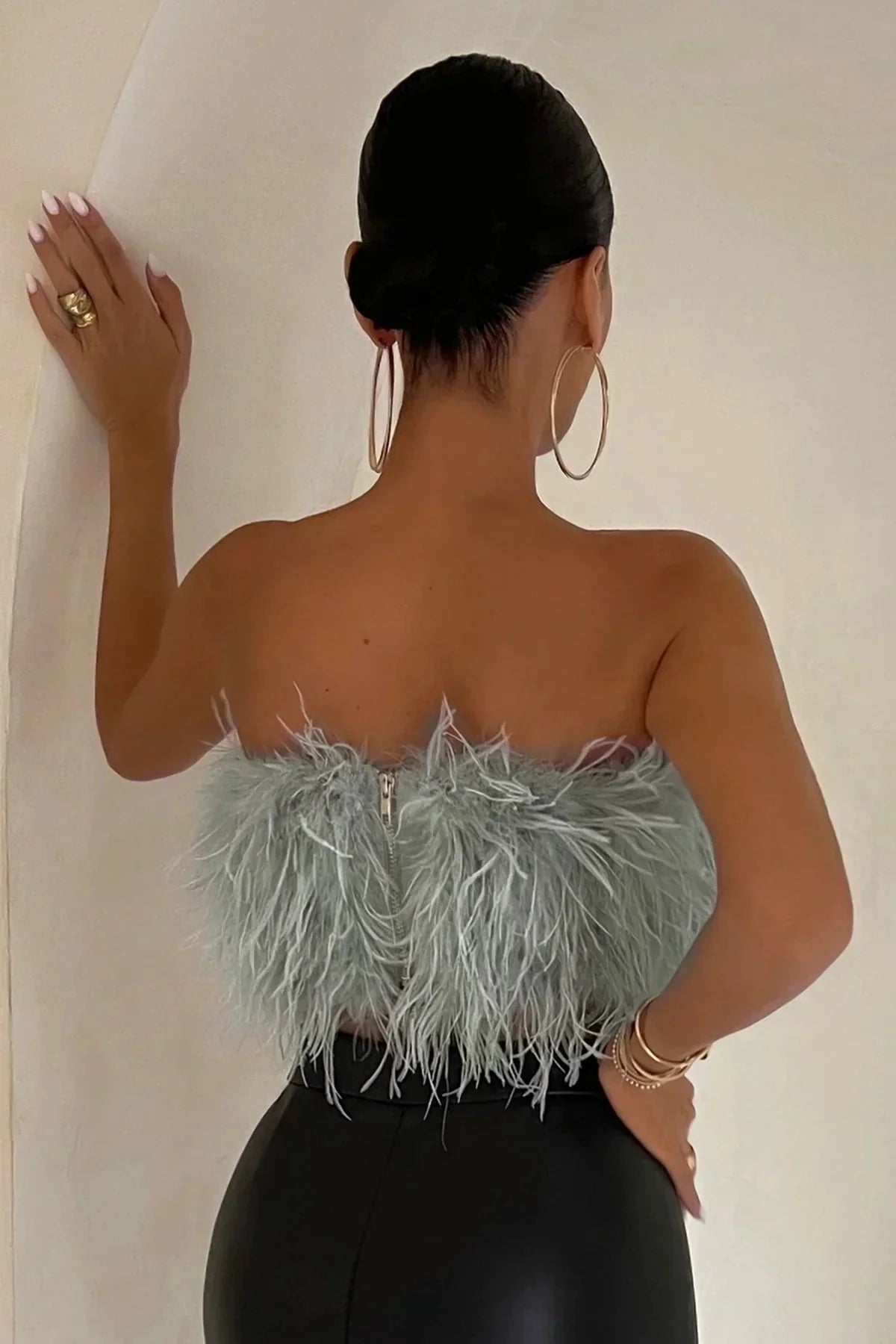 Noa Feather Top | Stijlvolle veren crop top is dé toptrend dit jaar