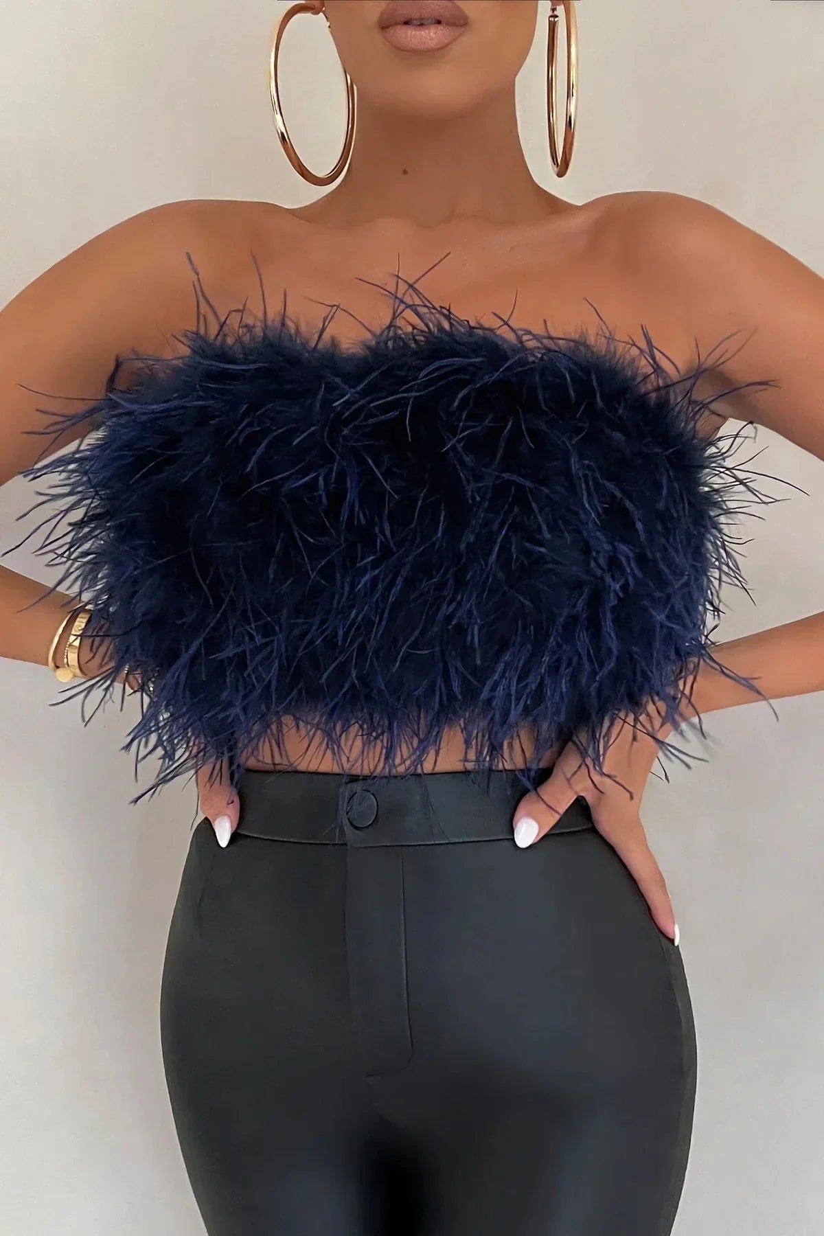 Noa Feather Top | Stijlvolle veren crop top is dé toptrend dit jaar