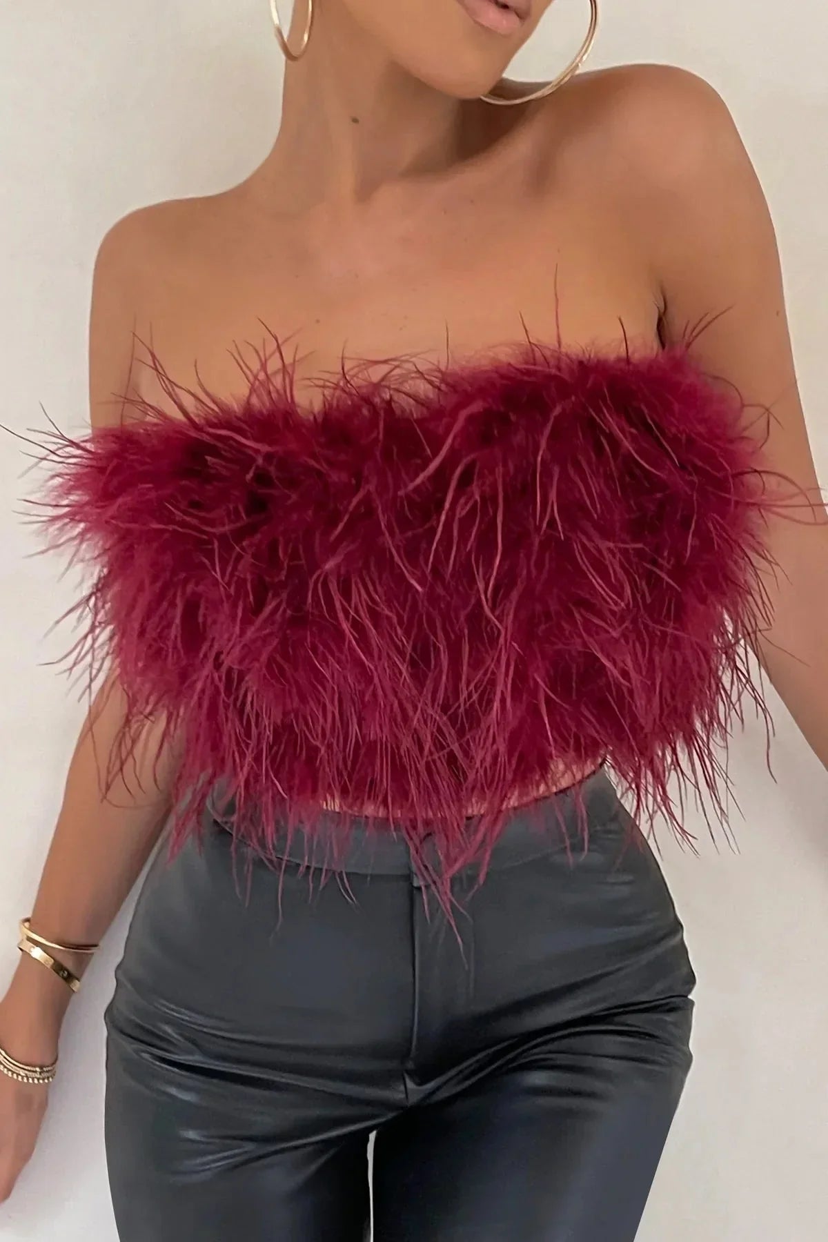 Noa Feather Top | Stijlvolle veren crop top is dé toptrend dit jaar