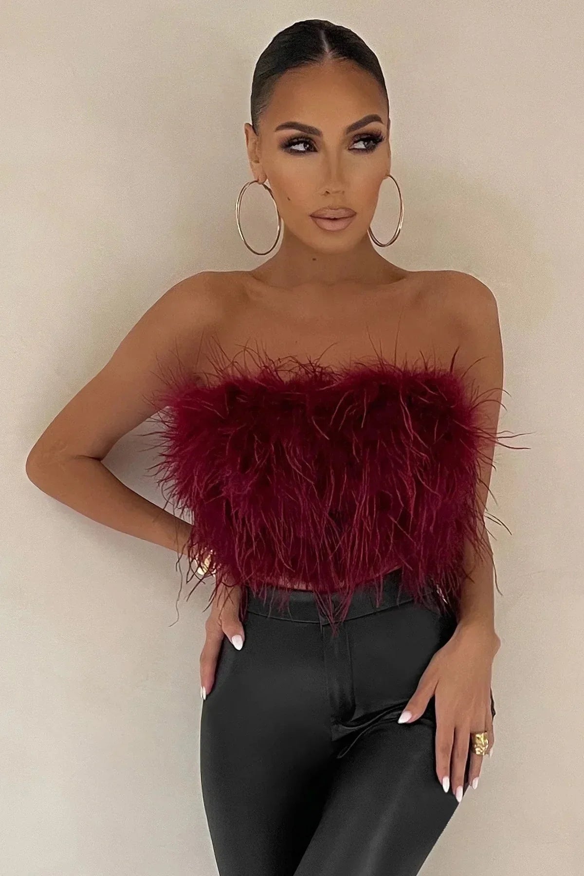Noa Feather Top | Stijlvolle veren crop top is dé toptrend dit jaar