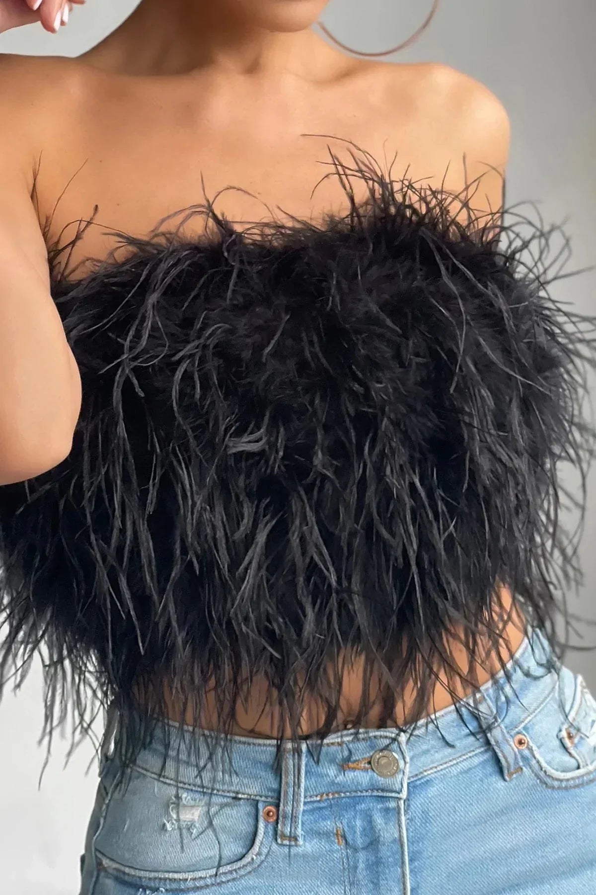 Noa Feather Top | Stijlvolle veren crop top is dé toptrend dit jaar