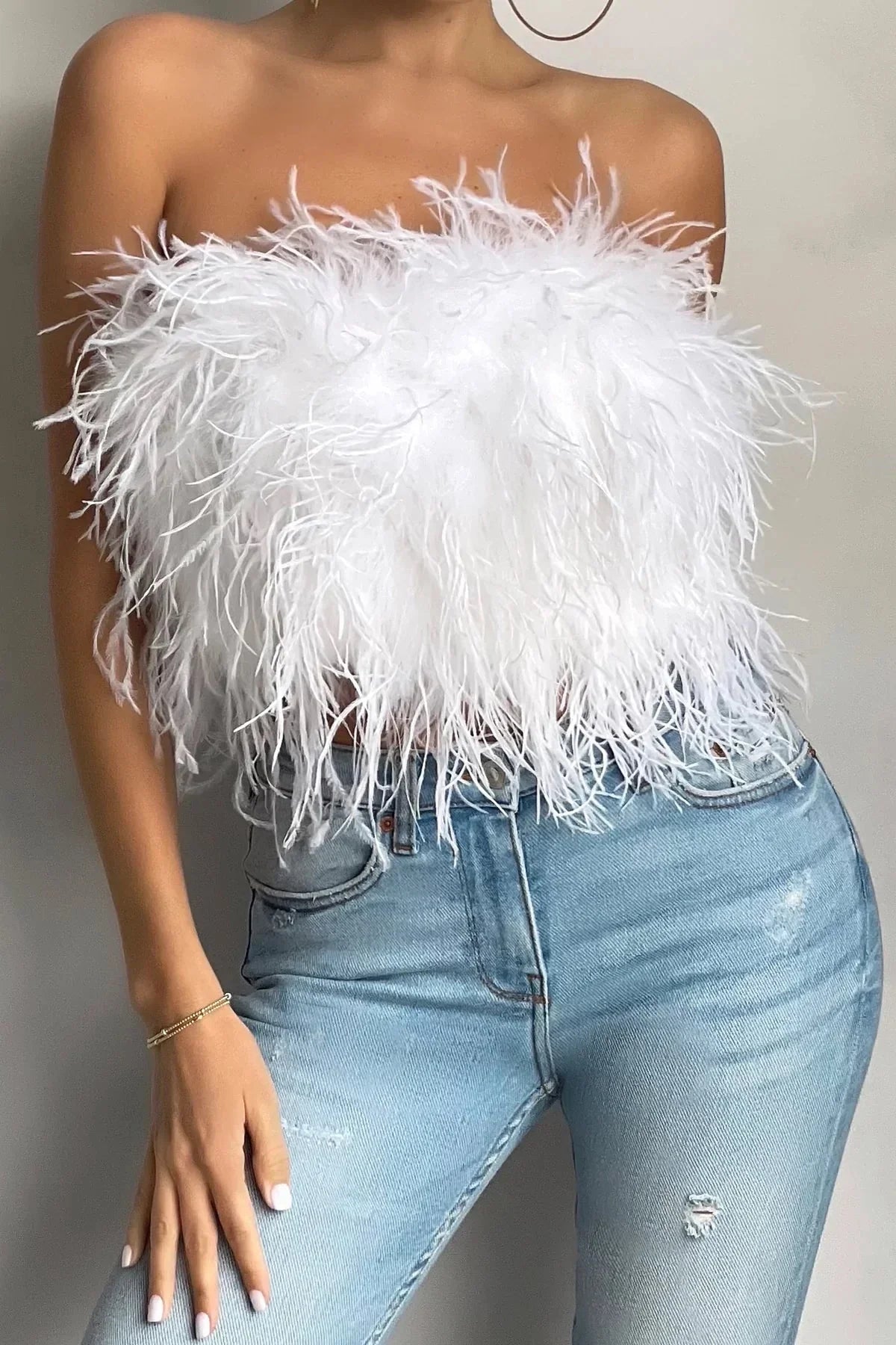 Noa Feather Top | Stijlvolle veren crop top is dé toptrend dit jaar
