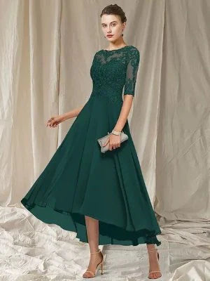 Janne - Elegant in een chique jurk