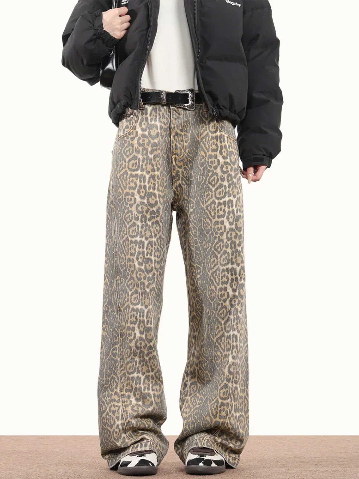 Mia – Leuke Leopard Print Wijd-Leg Broek