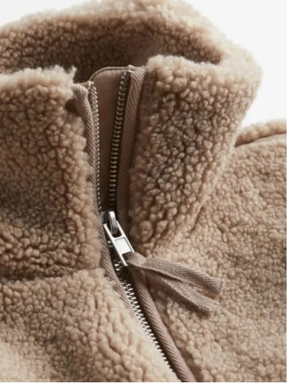 Aeltje - Stijlvolle Korte Teddy Vest Dames