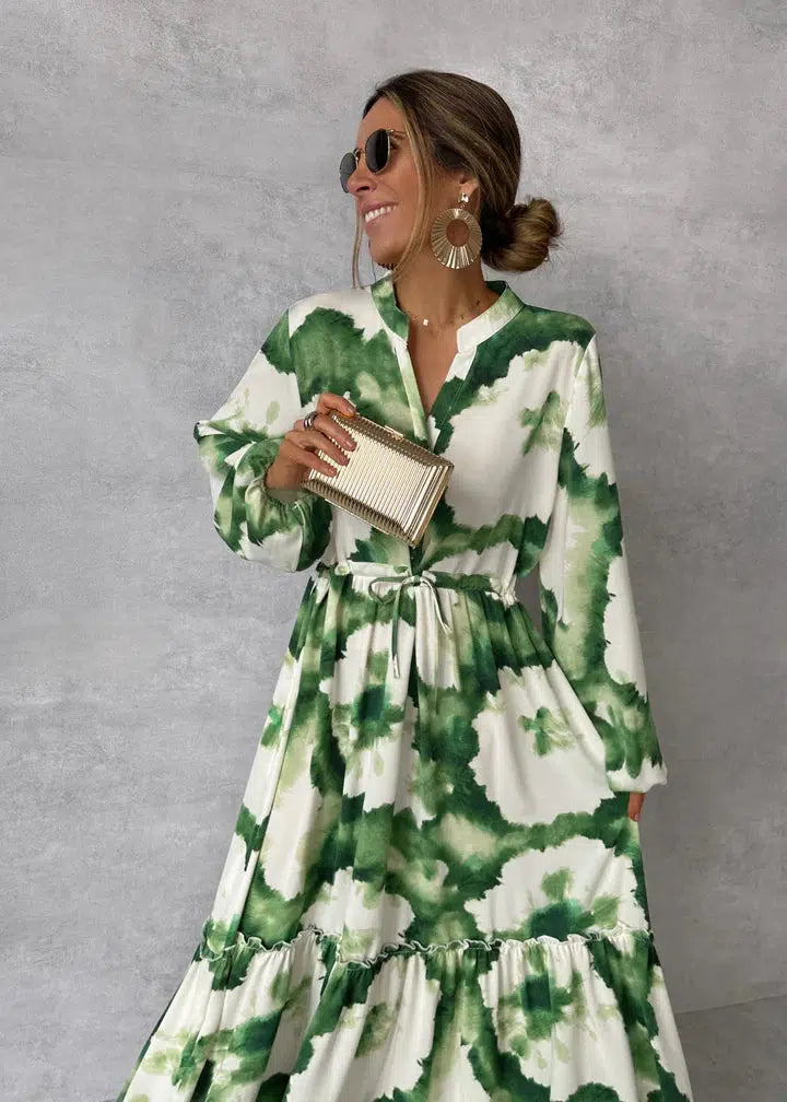 Julia - Elegante Groene Maxi Jurk met Bloemen Patroon V-Hals Lange Mouwen Knoopjes en Tailleband