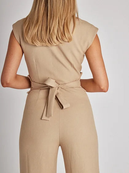 Olivette - Mouwloze jumpsuit met ceintuur en wijde pijpen