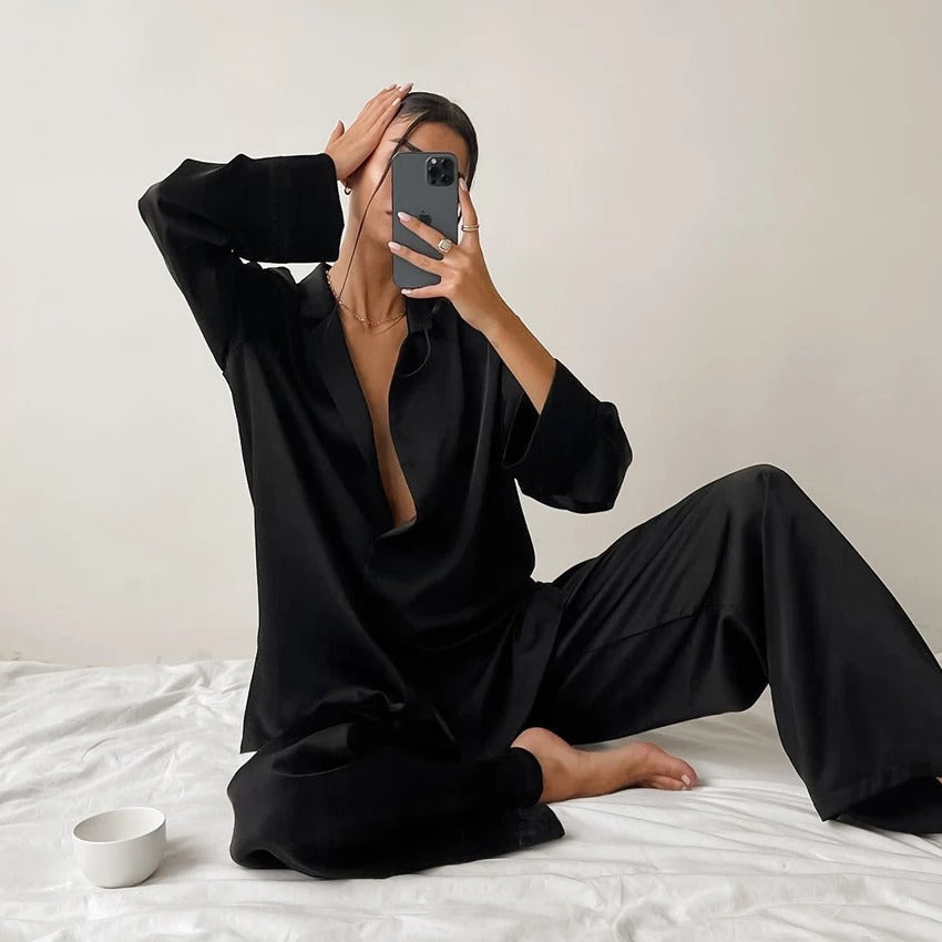 Lily - Satijnen Button-Up Set