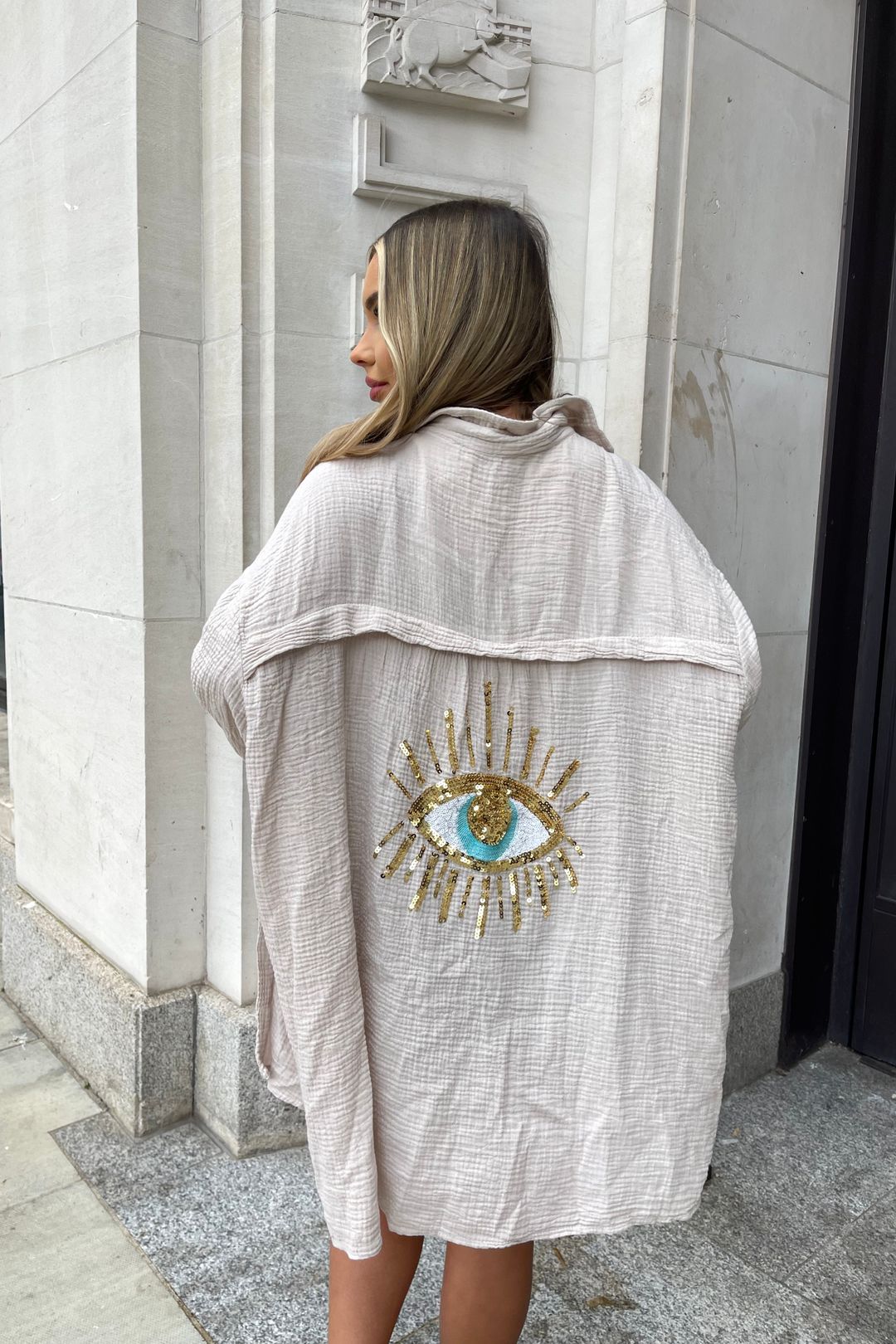Luna - Oversized Shirt met Pailletten en Oogborduursel