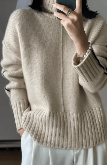 Elita - Khaki cashmere coltrui met contrast.
