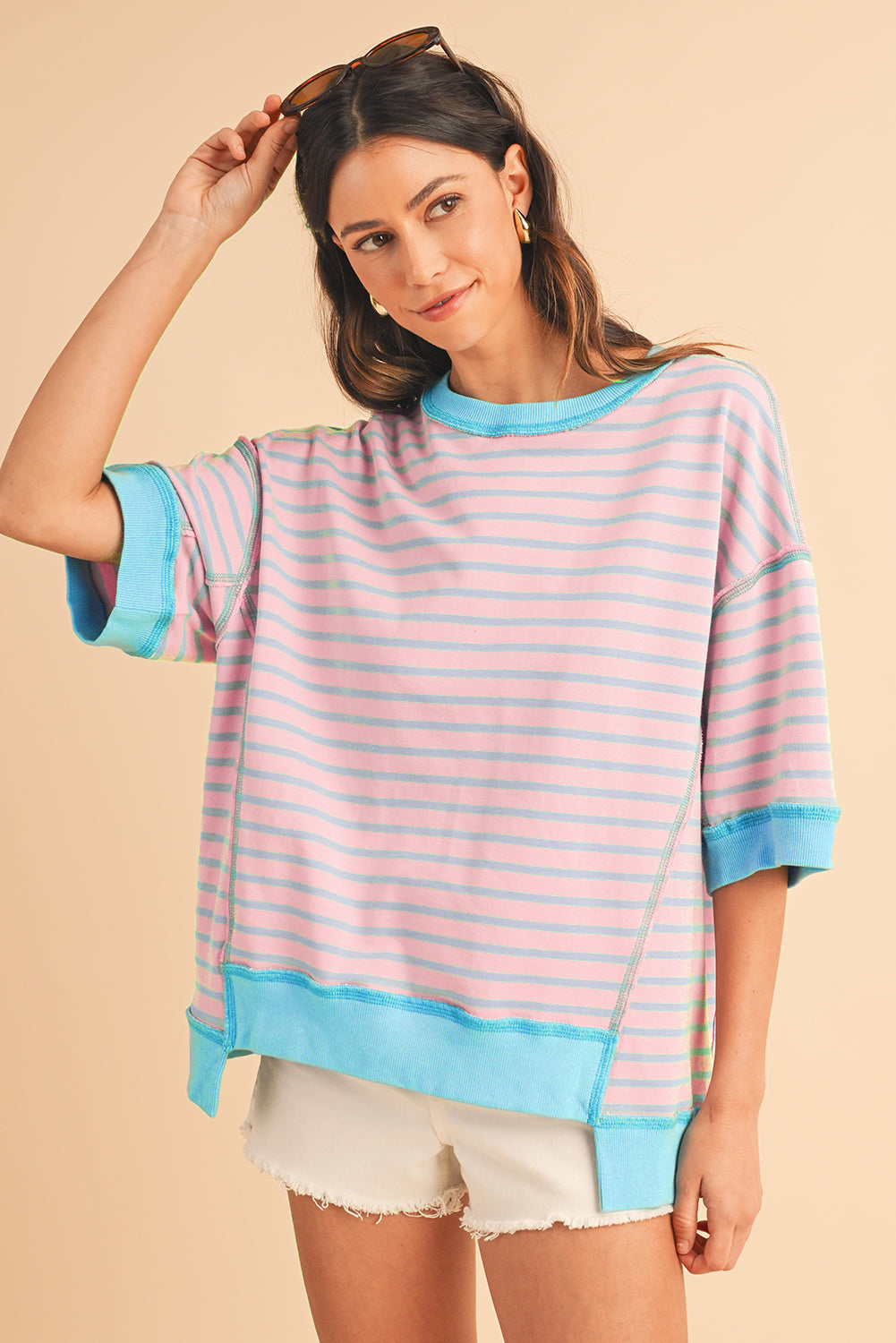 Anna - Horizontaal Gestreept Loose Fit T-shirt met Contrast Trim en Wijde Korte Mouwen