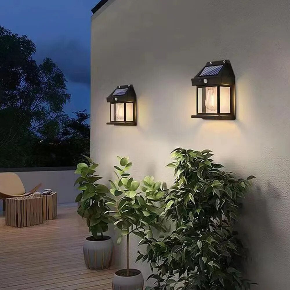 SolarLove Buiten Muur Lamp op Zonne-Energie en Slimme Motion Sensor voor in de Tuin of Balkon
