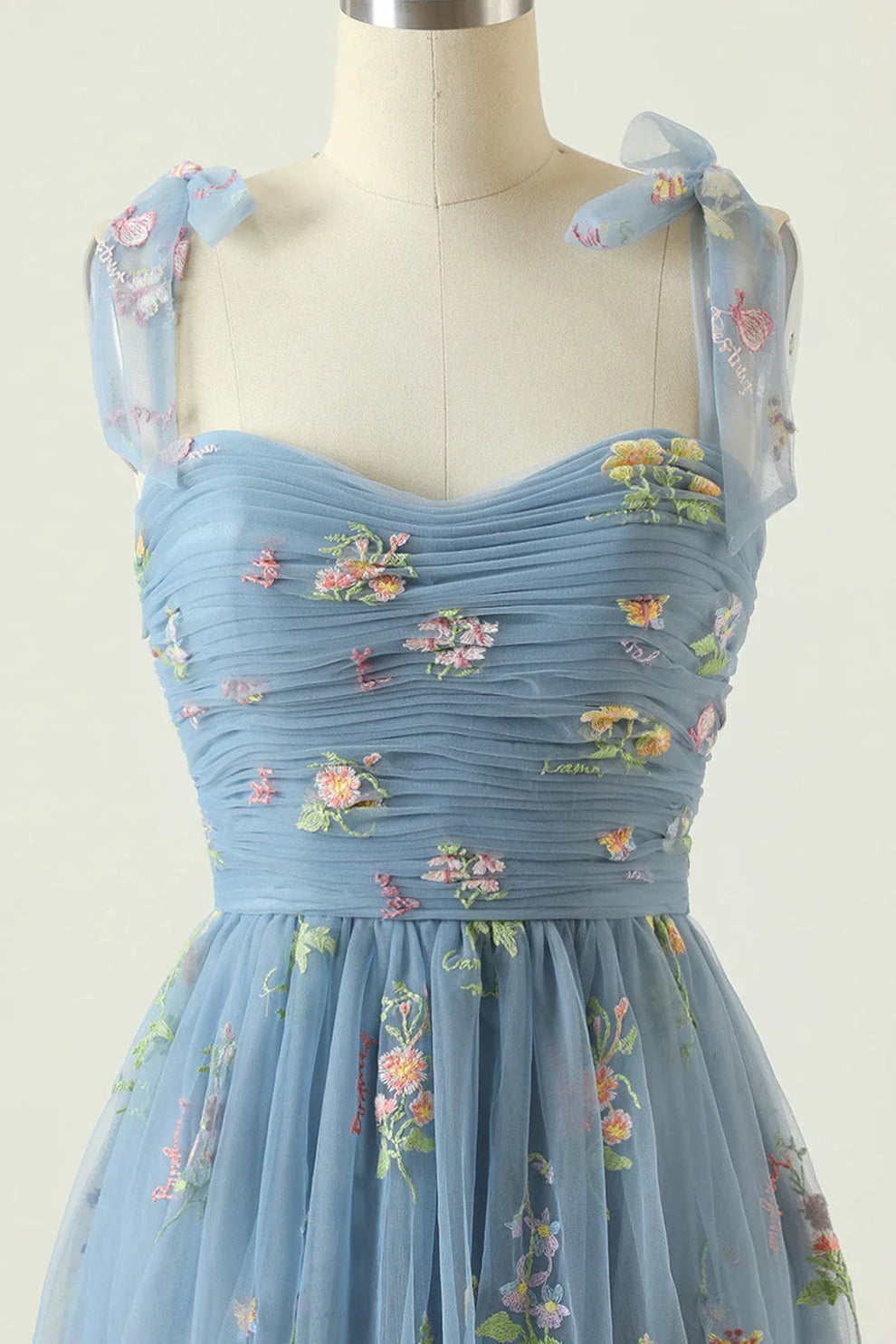 Zara - Bloemengeborduurde Tulle Jurk