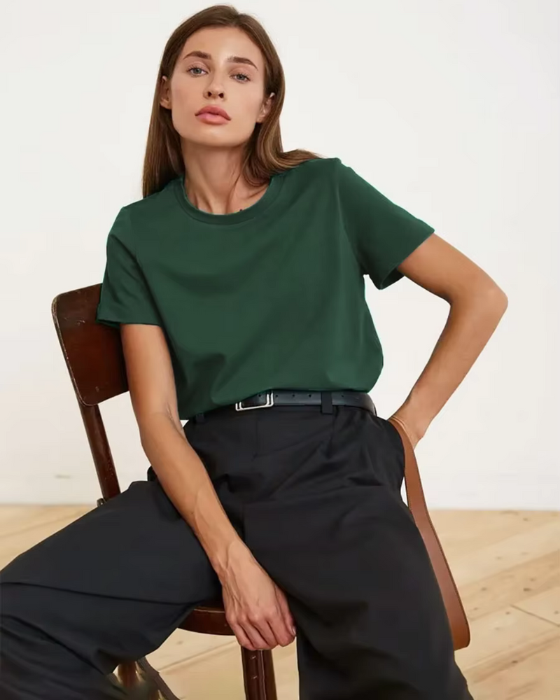 Sarah - Casual T-Shirt met Geknoopte Jeans
