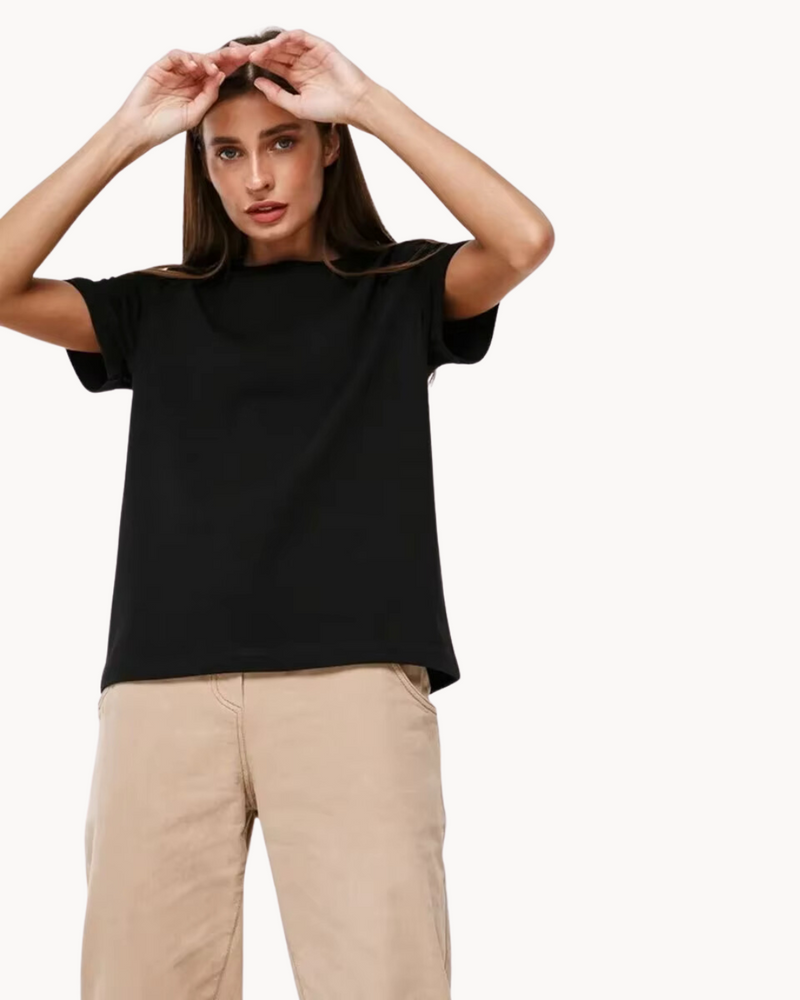 Sarah - Casual T-Shirt met Geknoopte Jeans