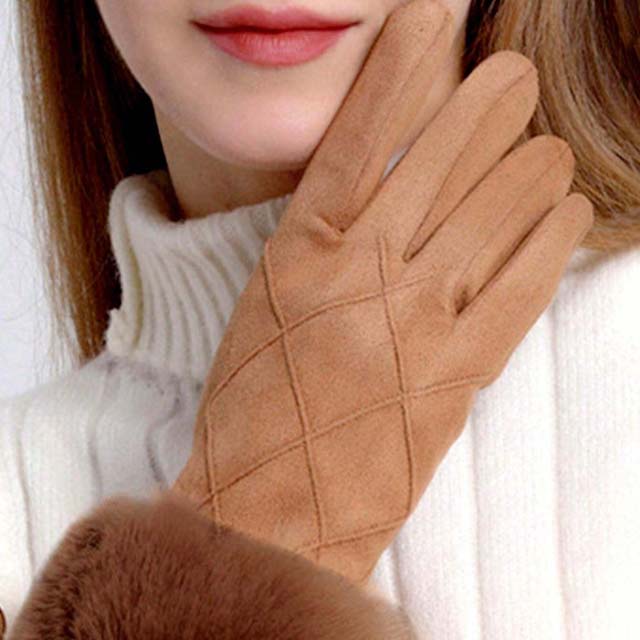 Leontine - Suède handschoenen met diamantstiksel en bontmanchet.