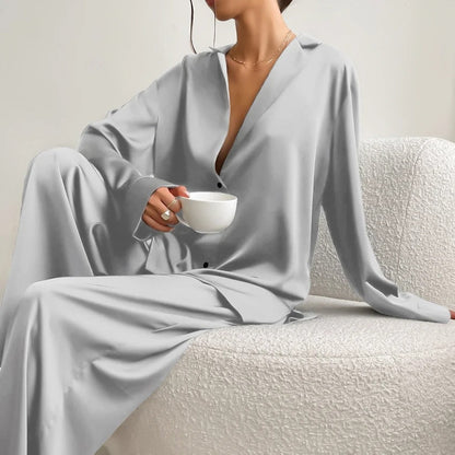 Lily - Satijnen Button-Up Set