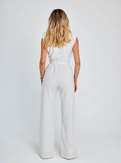 Olivette - Mouwloze jumpsuit met ceintuur en wijde pijpen