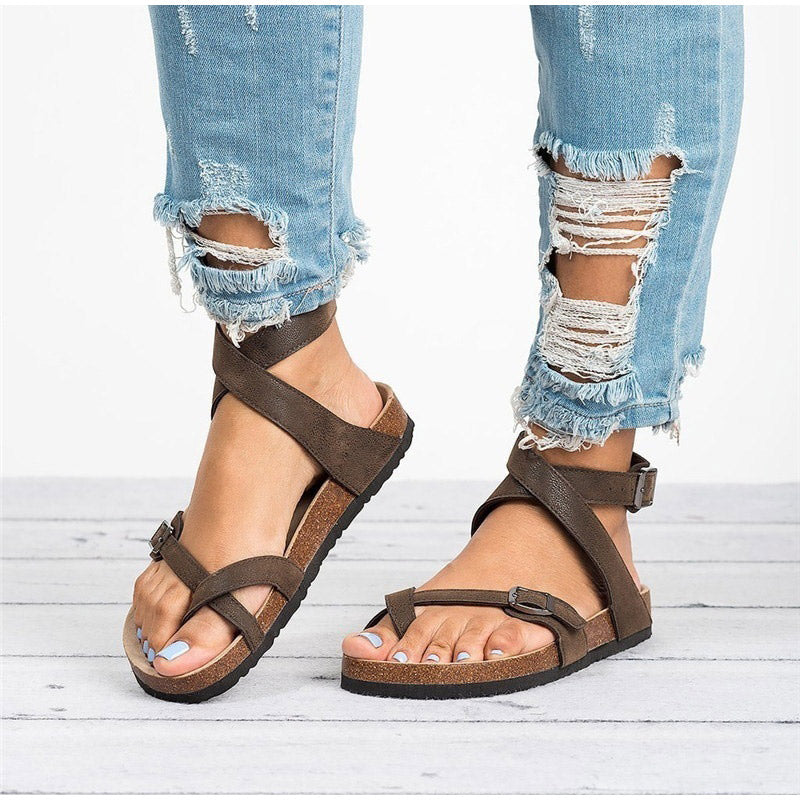 Berey - Donkerbruine Leren Sandalen met Riempjes voor een Moeiteloze Stijl