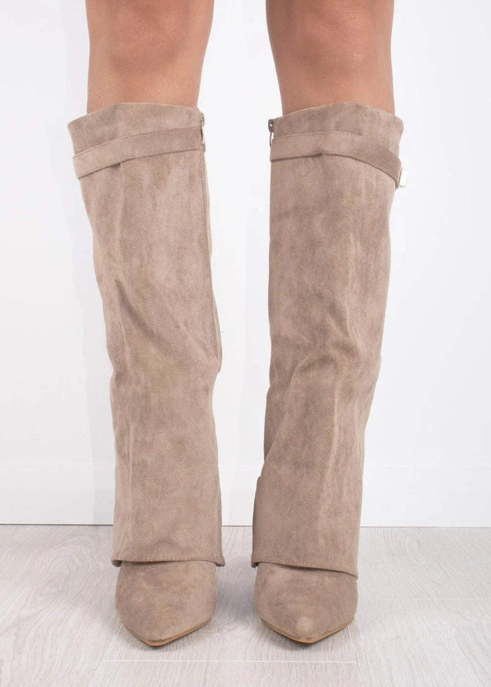 Sara -Zomer Overslag Hoge Suede Laarzen met Blokhak en Gouden Detail