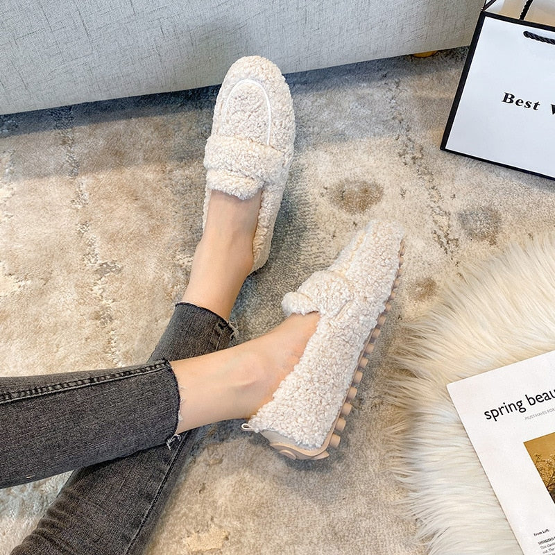 Grace - Warme Fuzzy Loafers