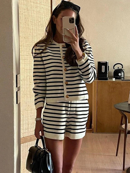 Lily – Gestreepte Cardigan en Short Set