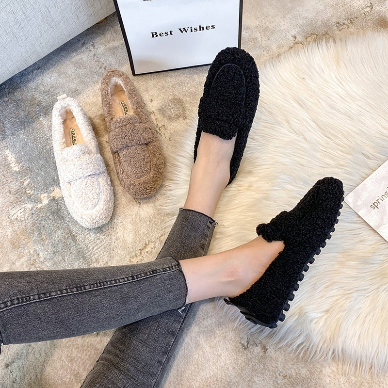 Grace - Warme Fuzzy Loafers