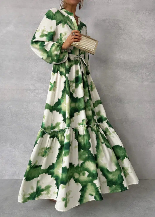 Julia - Elegante Groene Maxi Jurk met Bloemen Patroon V-Hals Lange Mouwen Knoopjes en Tailleband