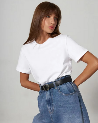 Sarah - Casual T-Shirt met Geknoopte Jeans